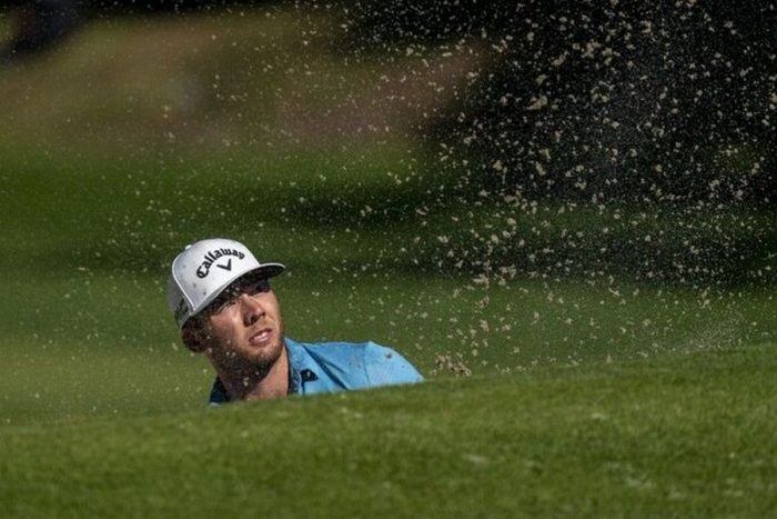 Sam Burns độc chiếm đỉnh bảng ở điểm -12 sau 36 hố tại sự kiện PGA Tour.