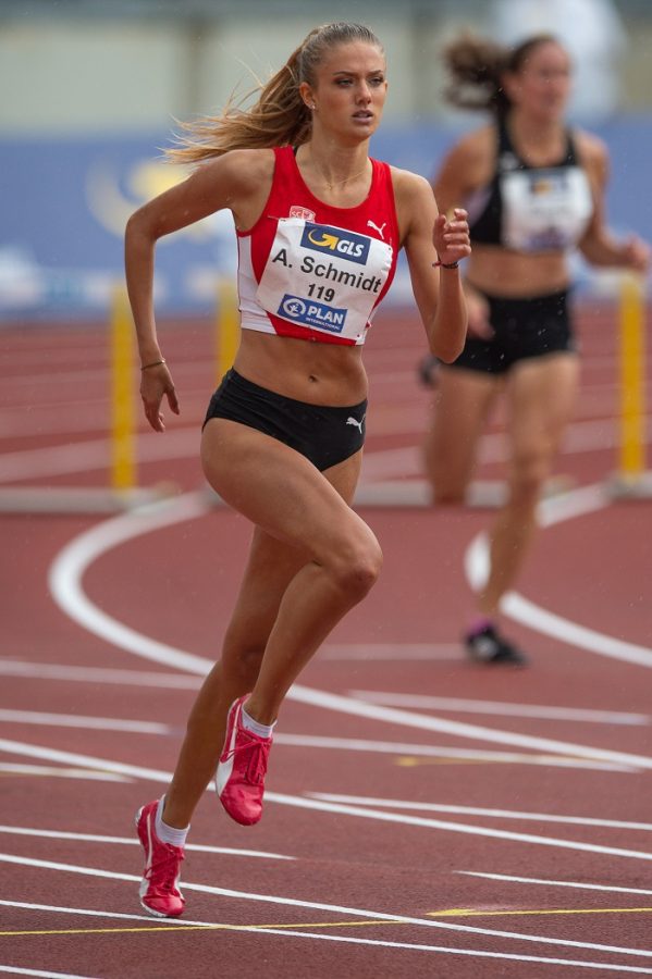 Alica Schmidt được mệnh danh là nữ vận động viên quyến rũ nhất hành tinh 