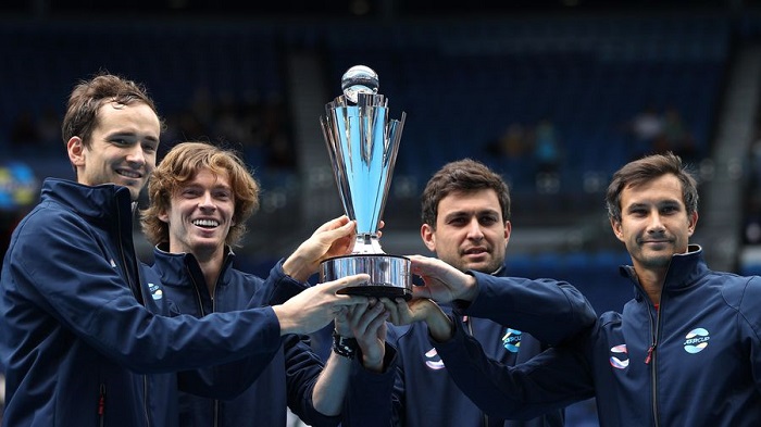 Nga xướng tên trong chiếc cúp vô địch ATP Cup