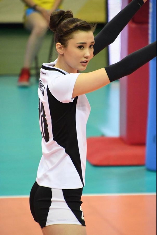 Sabina Altynbekova được mệnh danh là nữ thần bóng chuyền