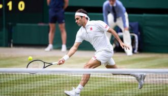 Roger Federer: Huyền thoại Tenis quay lại đường đua sau chấn thương
