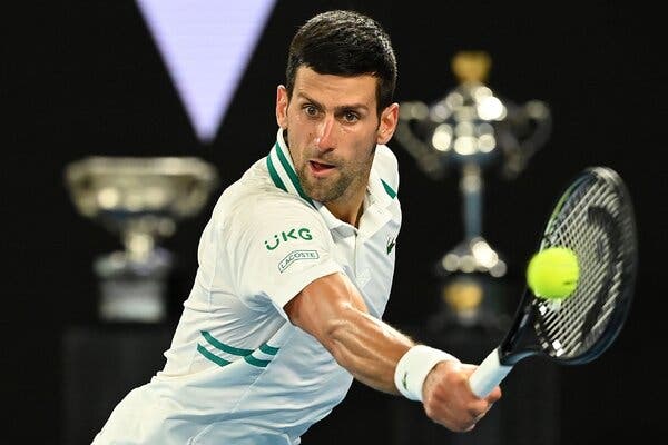 Chung kết tennis Australian Open: Djokovic đáng sợ như thế nào? 